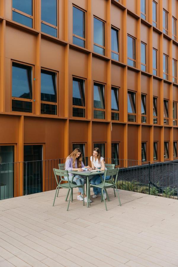 Appartement For Students Studying In Only - Stunning Spacious And Private At Pallars Student Barcelone